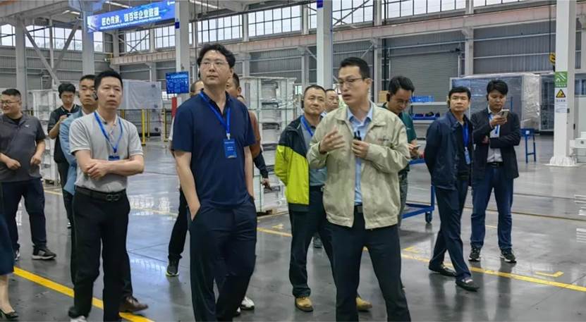 共筑商会情，同谱发展章——论监控主机在现代商会运营中的战略价值